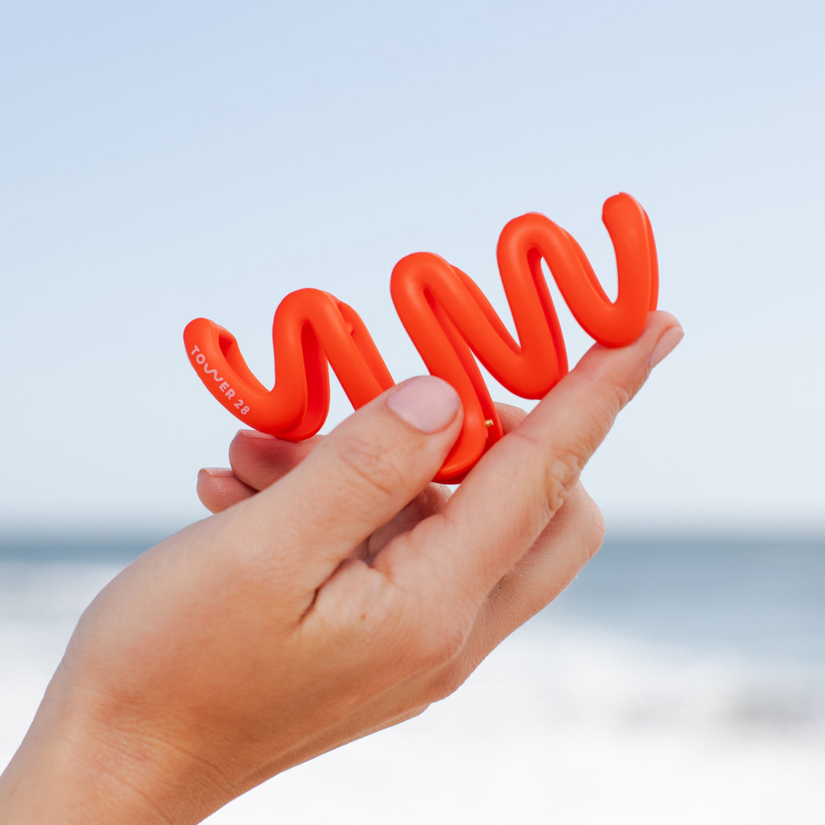 The ‘W’ Claw Clip S1